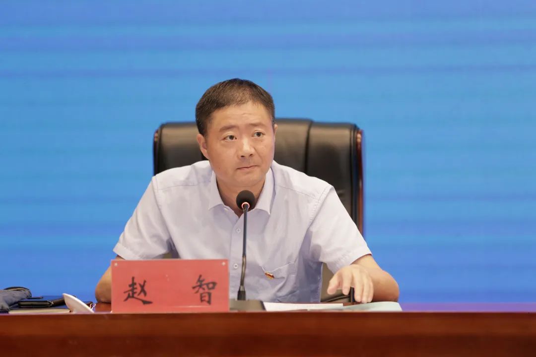 蘇鹽集團(tuán)“迎接二十大 勇?lián)率姑敝黝}教育培訓(xùn)班(第一期)正式開(kāi)班 蘇鹽集團(tuán)“迎接二十大 勇?lián)率姑敝黝}教育培訓(xùn)班(第一期)正式開(kāi)班